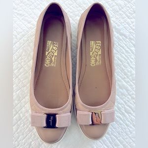 Salvatore Ferragamo Leather Bow Ballet Flats - 8 M